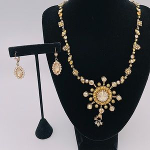Belladonna jewelry 2pc set. Made in Canada